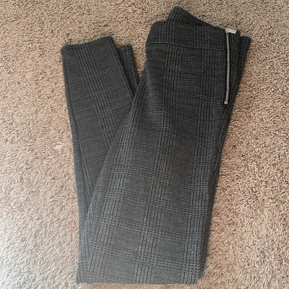 EUC Ann Taylor Plaid Legging like Pants 4T (2R)